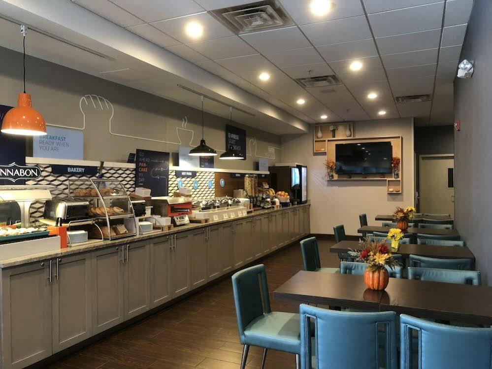 Holiday Inn Express Washington Dc Silver Spring By Ihg Zewnętrze zdjęcie