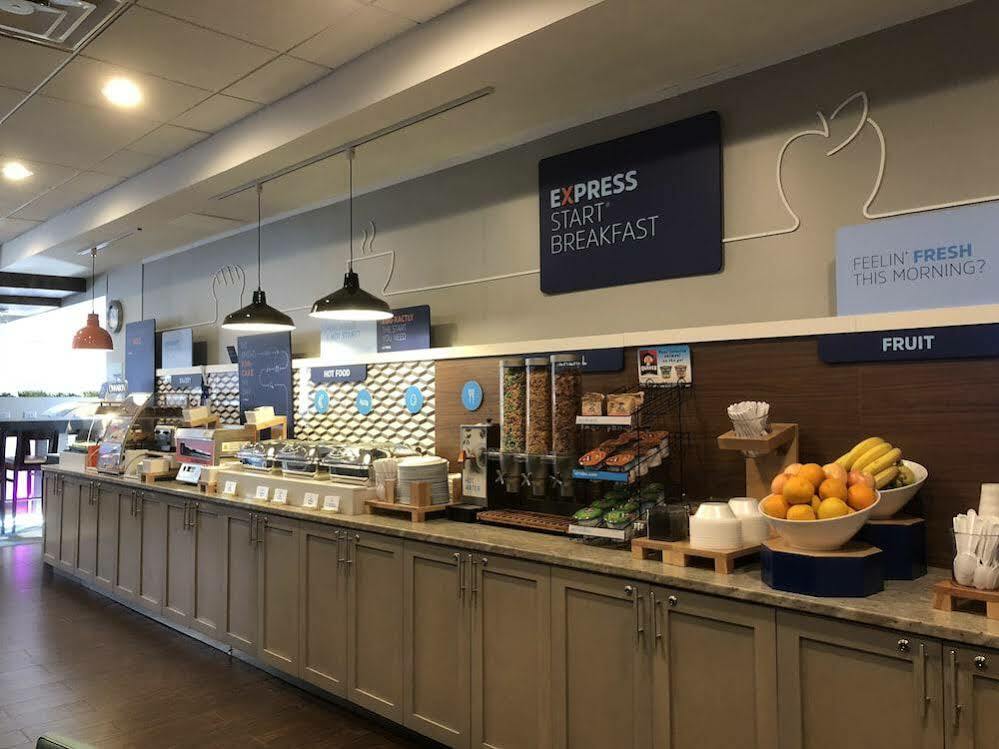 Holiday Inn Express Washington Dc Silver Spring By Ihg Zewnętrze zdjęcie