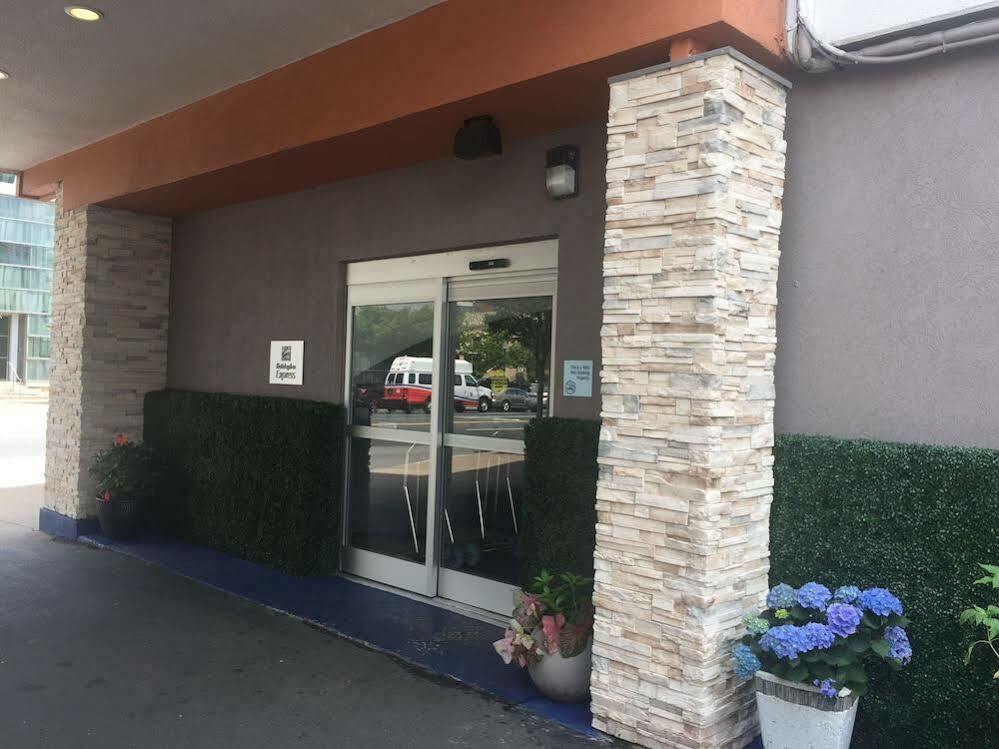 Holiday Inn Express Washington Dc Silver Spring By Ihg Zewnętrze zdjęcie